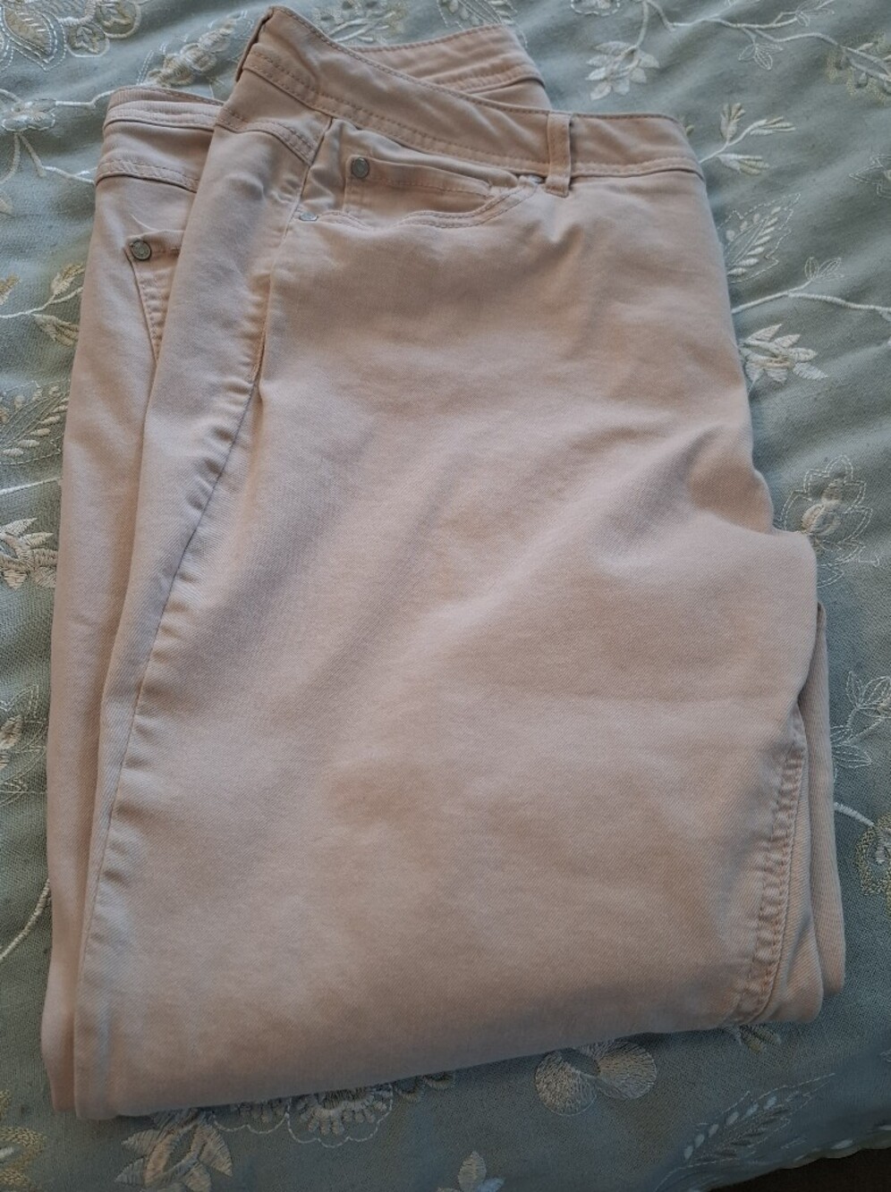 Women's Straight Leg Jeans in Soft Blush Pink